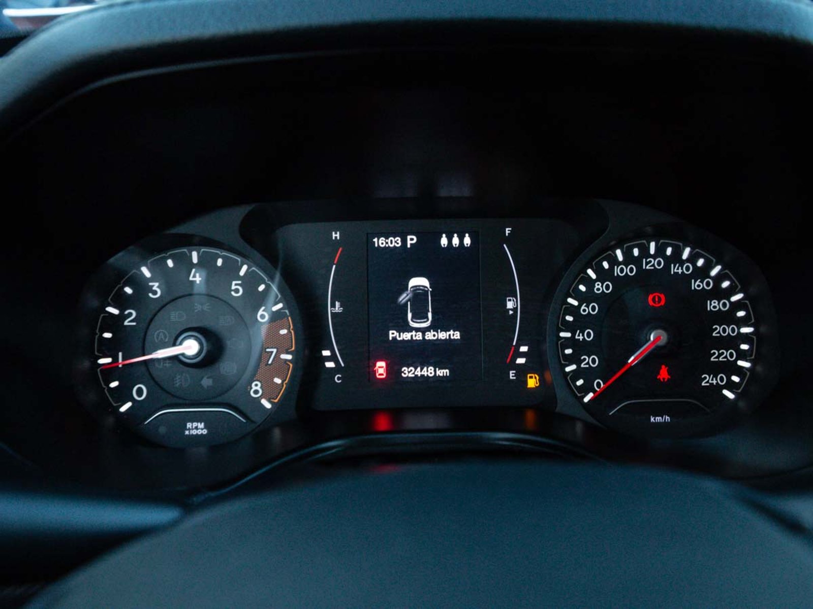 JEEP COMPASS SPORT 4X2 AT 2023 - Foto 5 de 11