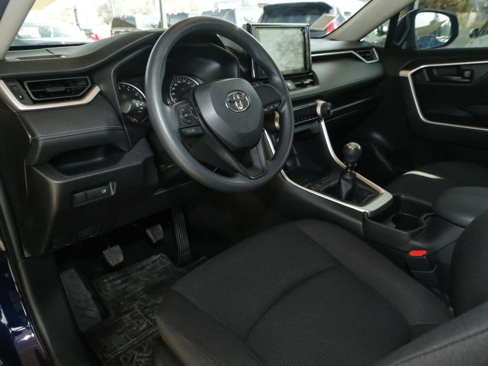 TOYOTA RAV 4 2.0 4X4 MT 2022 - Imagen 8 de 13