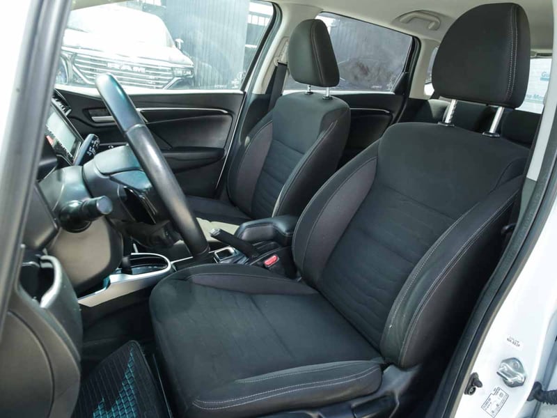 Honda WR V EX 1.5  AUT 2023 - Imagen 7 de 8