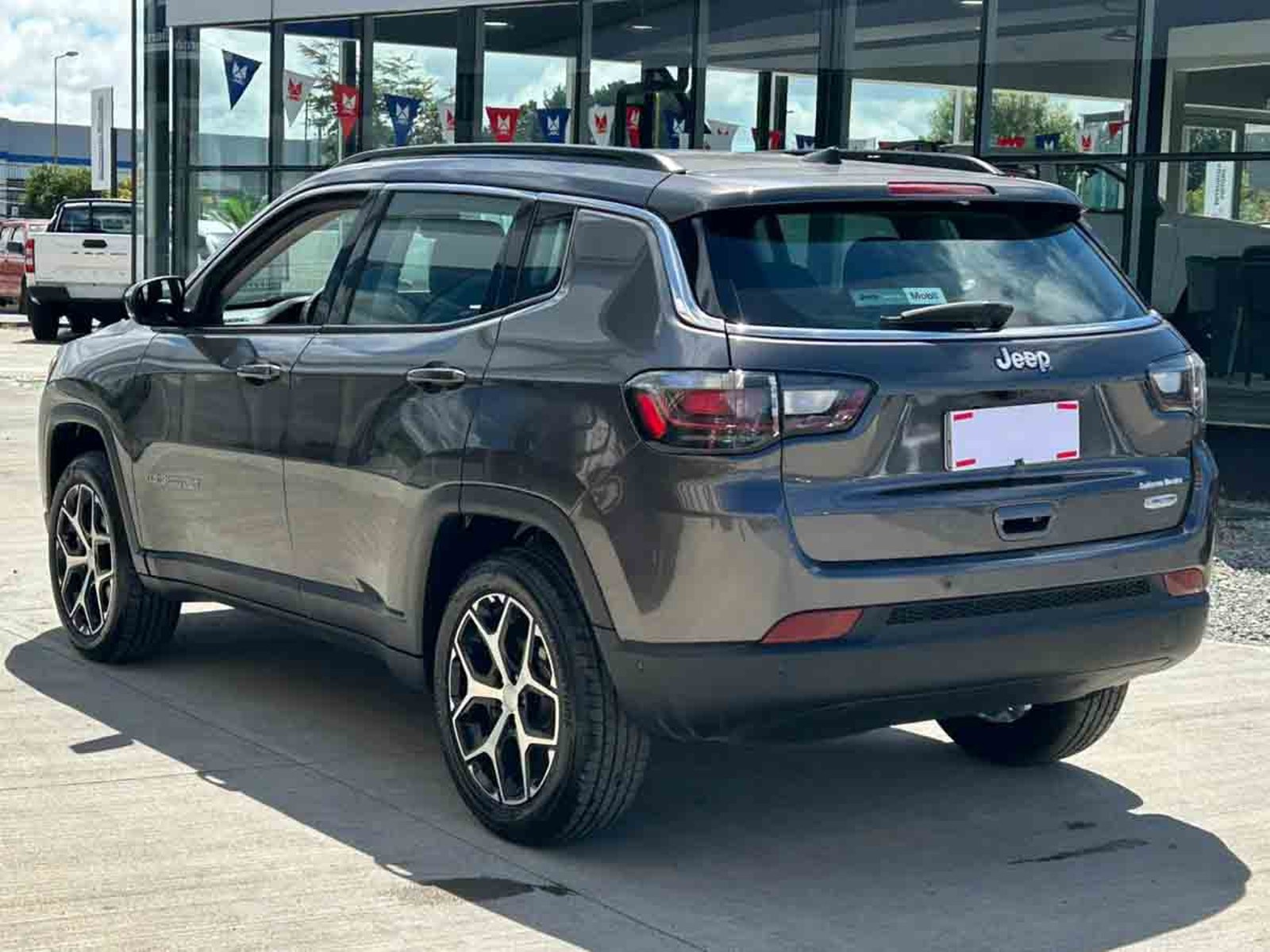 Jeep COMPASS LONGITUDE 4X2 1.3 AUT 2026 - Foto 4 de 20