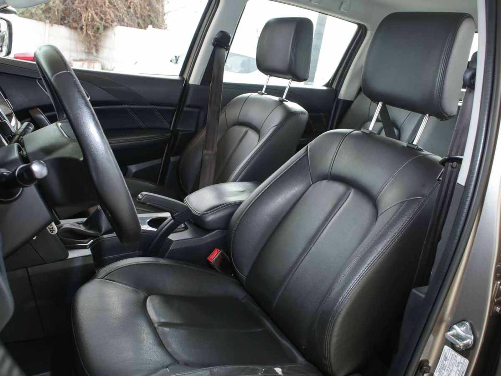 JMC VIGUS 2.4 PLUS DIESEL 2023 - Imagen 7 de 8