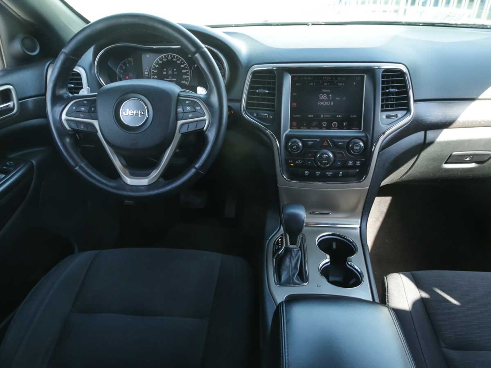 JEEP GRAND CHEROKEE 3.6 2017 - Imagen 12 de 13