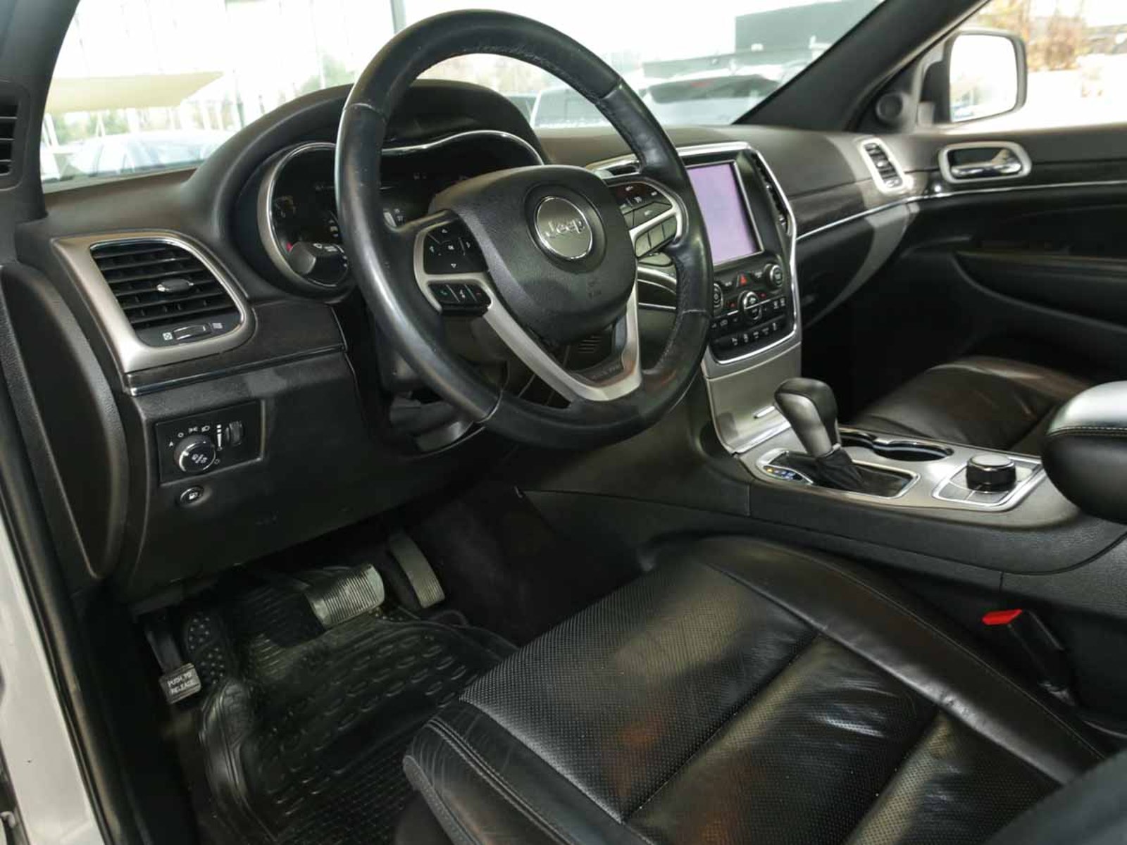 Jeep GRAND CHEROKEE 3.6 LIMITED 4WD AUTO 2018 - Imagen 6 de 8