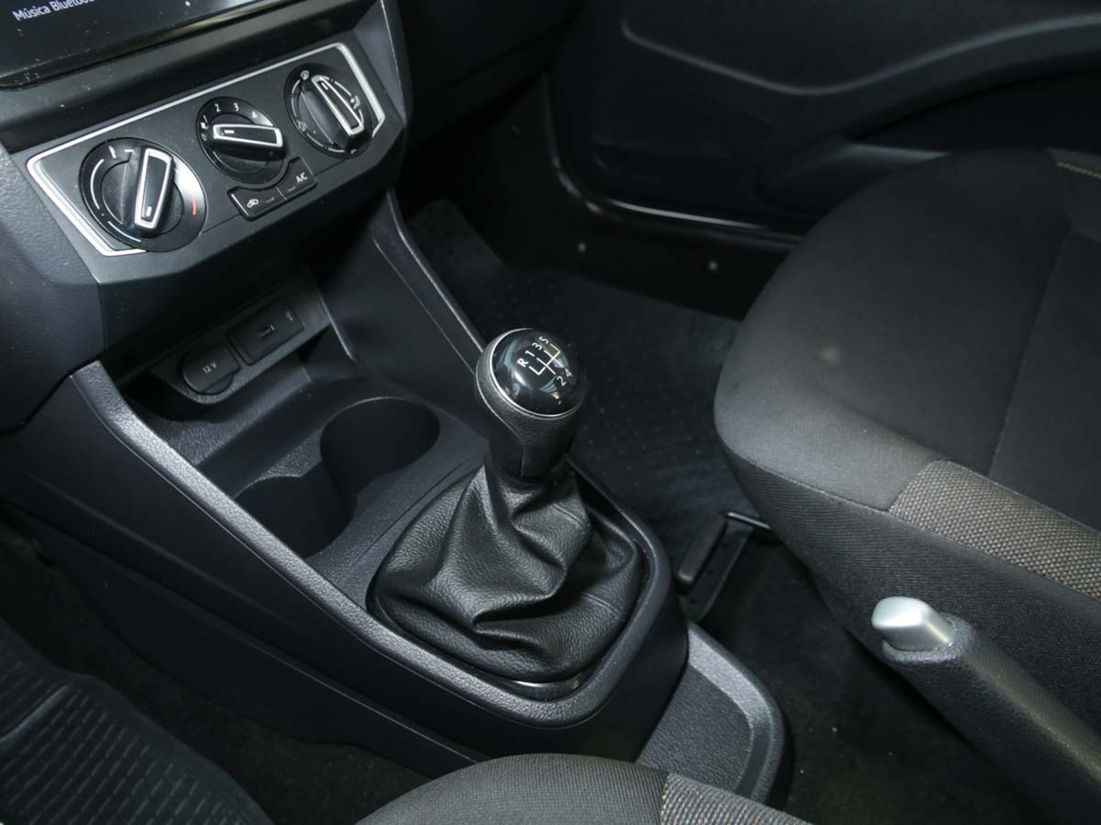 Volkswagen SAVEIRO CS 1.6 2025 - Imagen 7 de 8