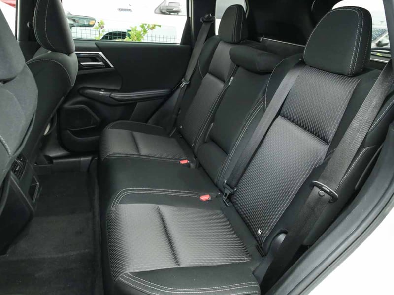 Mitsubishi NEW OUTLANDER 4X2 AT GL 2023 - Imagen 8 de 8