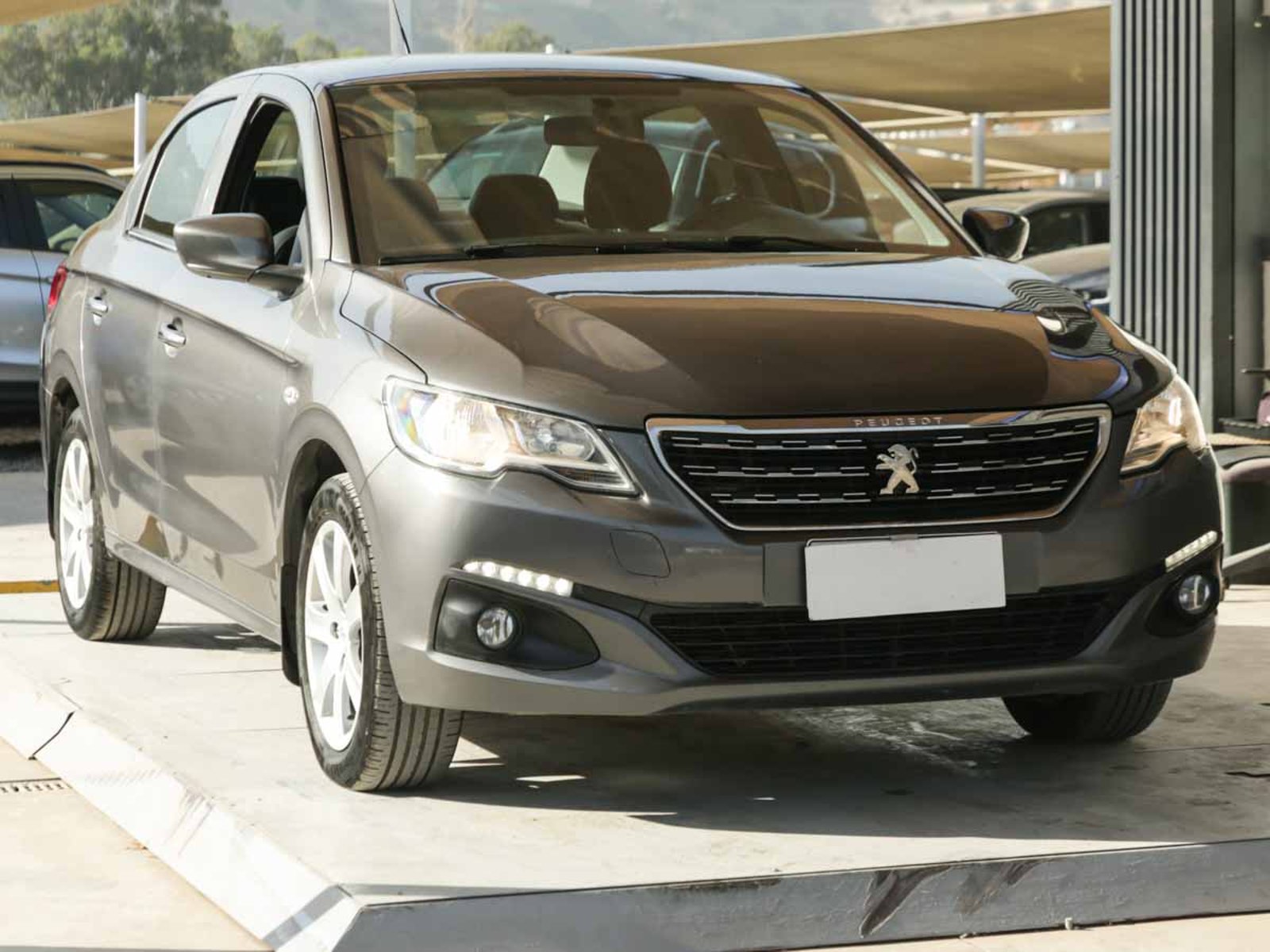 PEUGEOT 301 ALLURE 1.6 HDI 92HP 2022 - Imagen 3 de 12