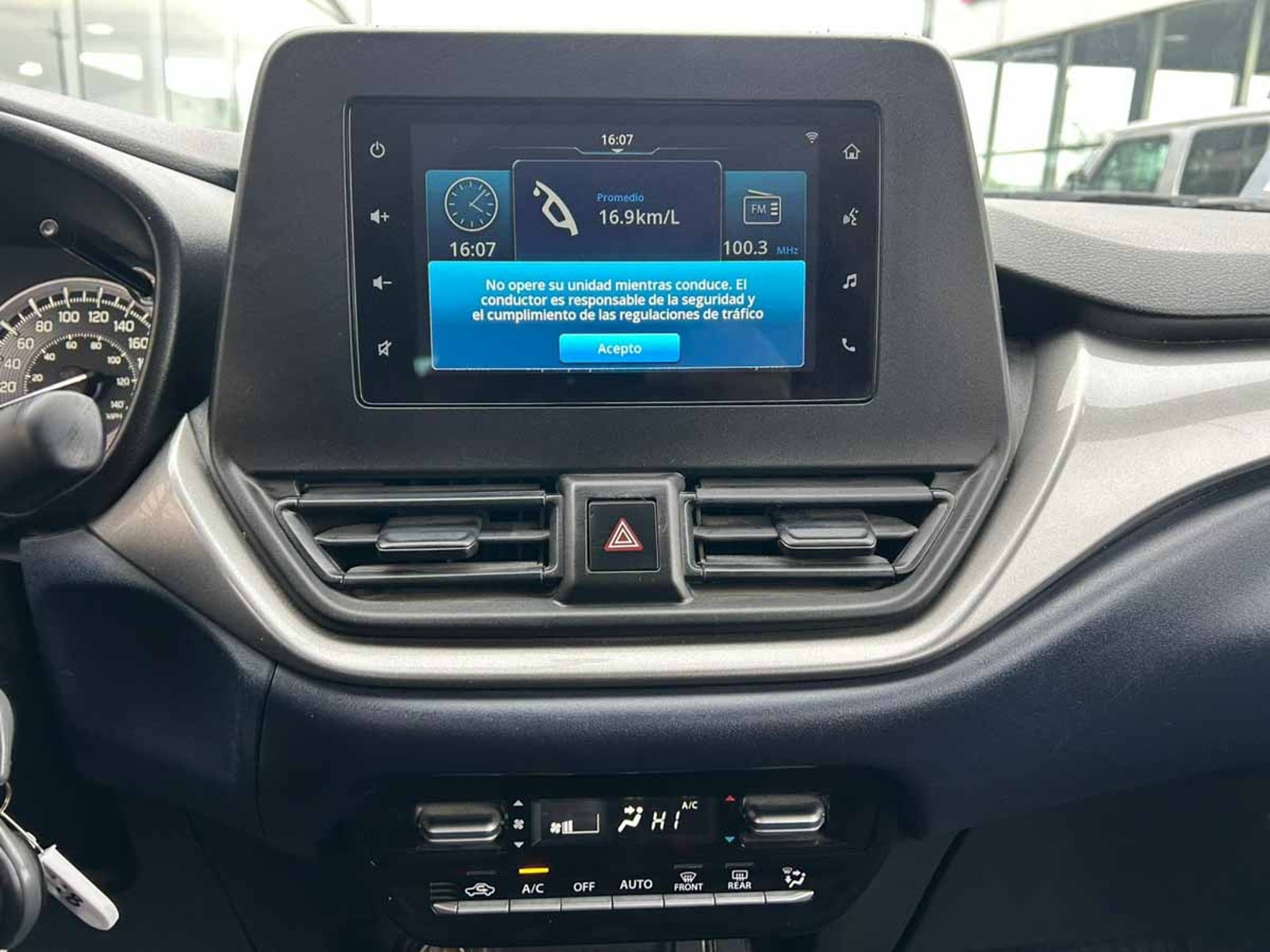 SUZUKI BALENO GLS HB 1.5 MT 2025 - Imagen 13 de 16
