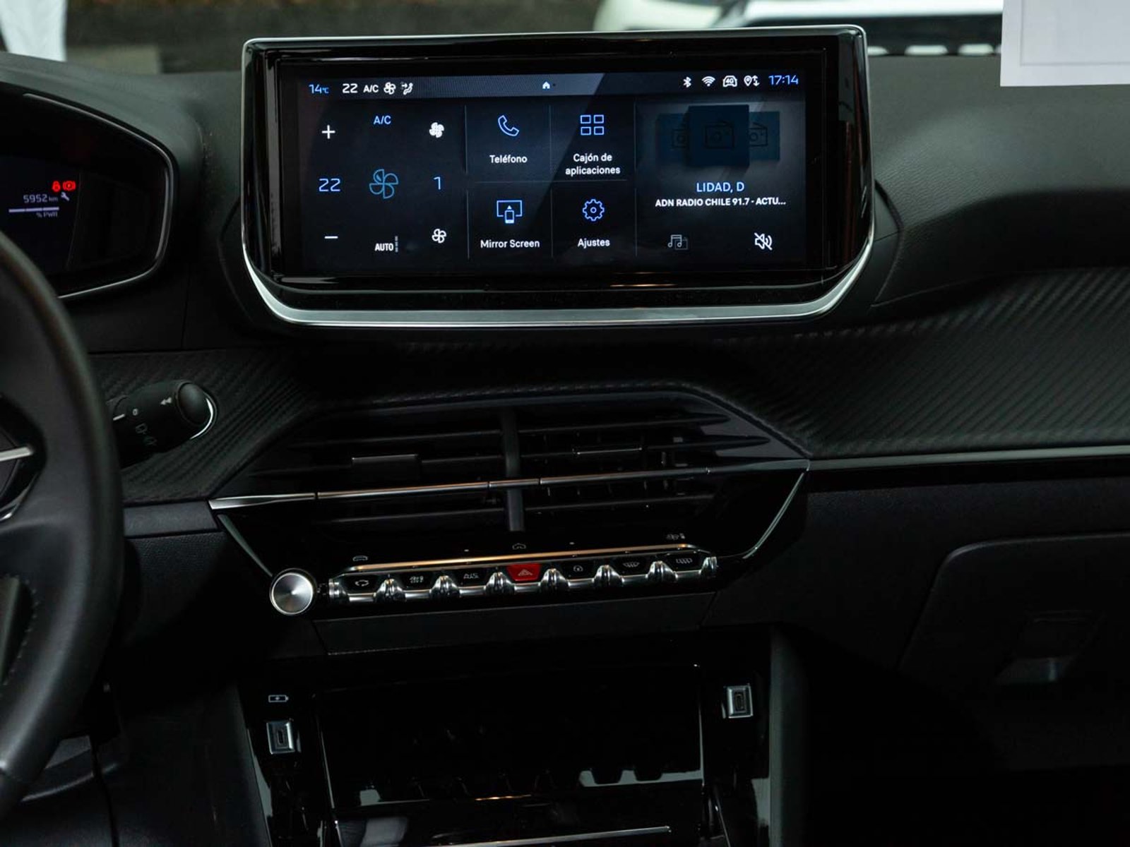 PEUGEOT 208 MCA ALLURE HYBRID 136HP AT 2026 - Imagen 13 de 13