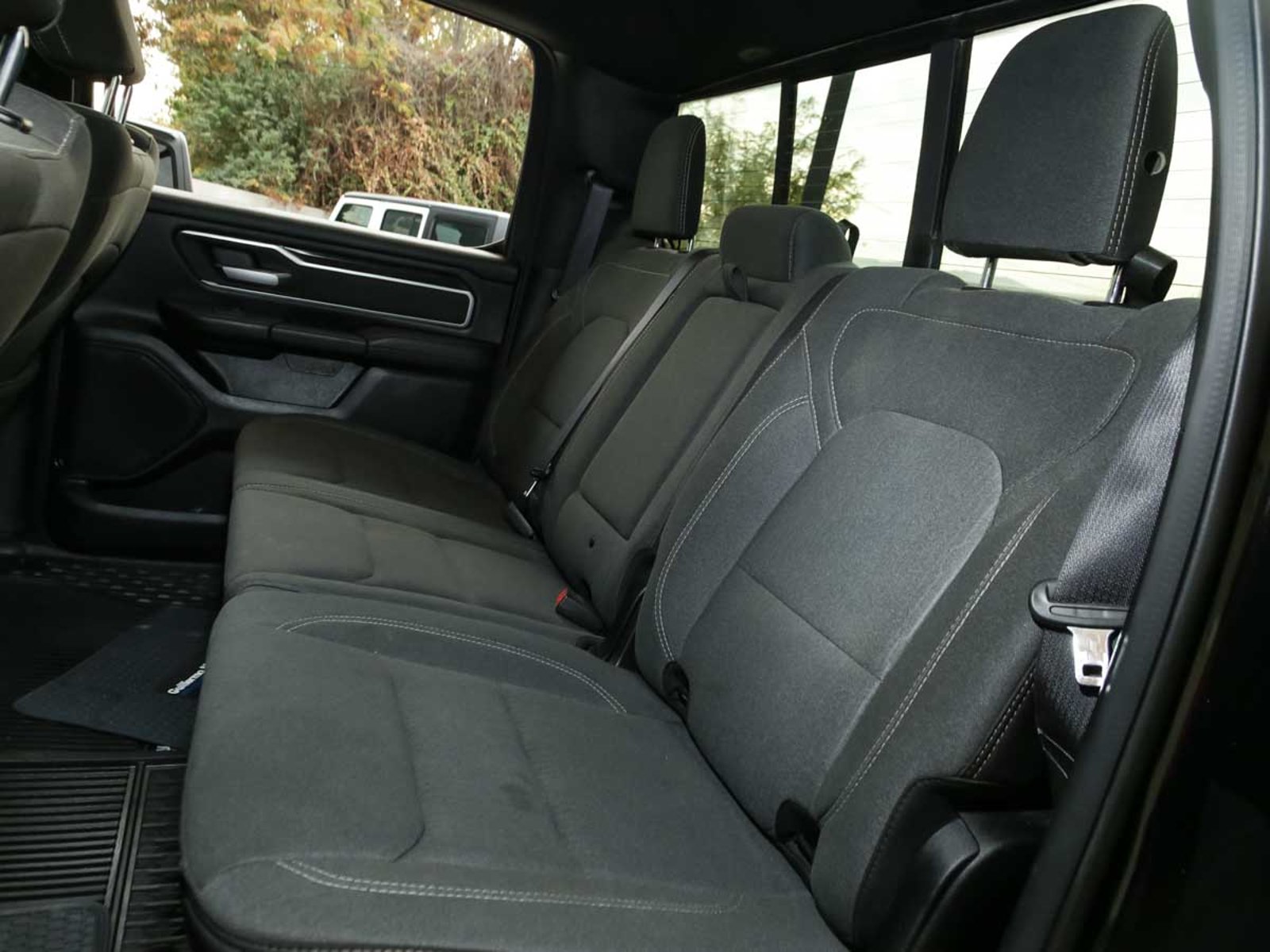 RAM 1500 BIG HORN CREW CAB 4X4 3.6 AUT 2021 - Imagen 12 de 14