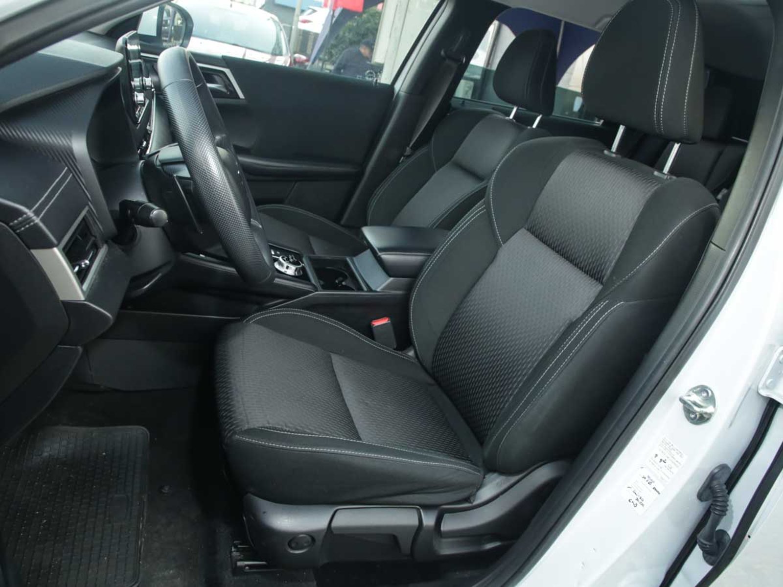 Mitsubishi OUTLANDER GL 2.5 AUT 2023 - Imagen 7 de 8