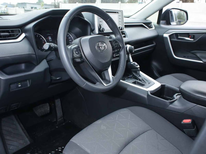 Toyota NEW RAV4 XLE CVT 2.0 2022 - Imagen 6 de 8
