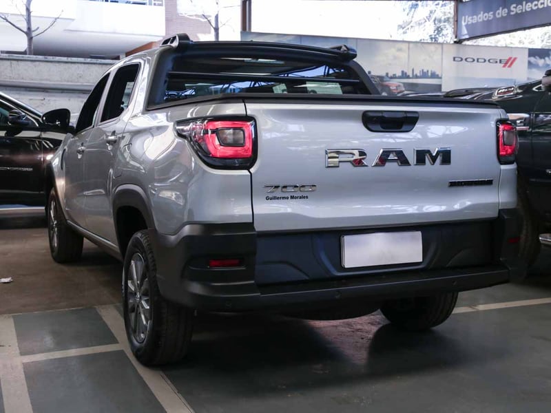 RAM 700 BIGHORN CREW CAB 1.3 MT 2026 - Imagen 3 de 8