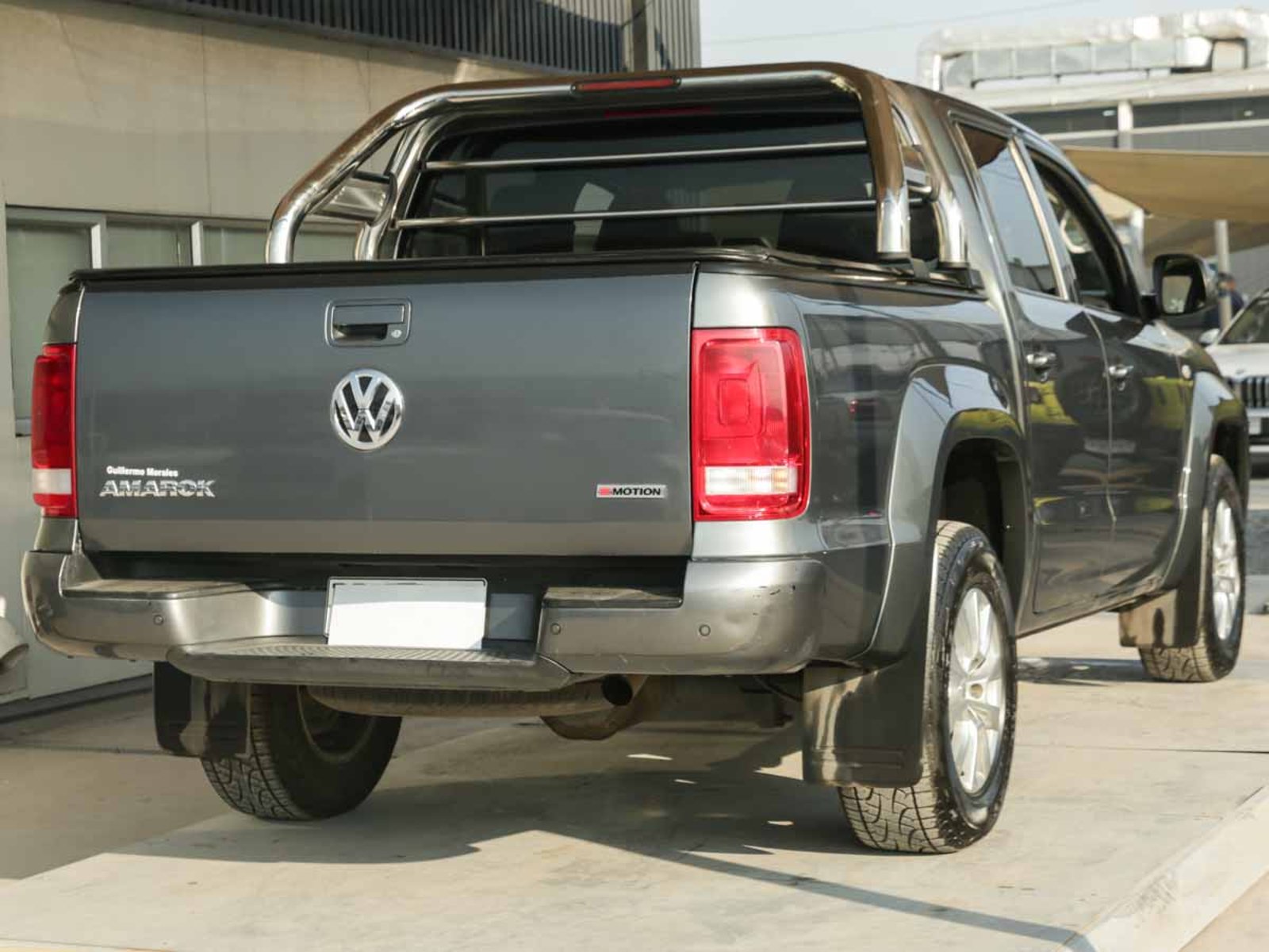 VOLKSWAGEN AMAROK TRENDLINE 4X4 2.0 TDI 180 HP 2021 - Foto 4 de 8