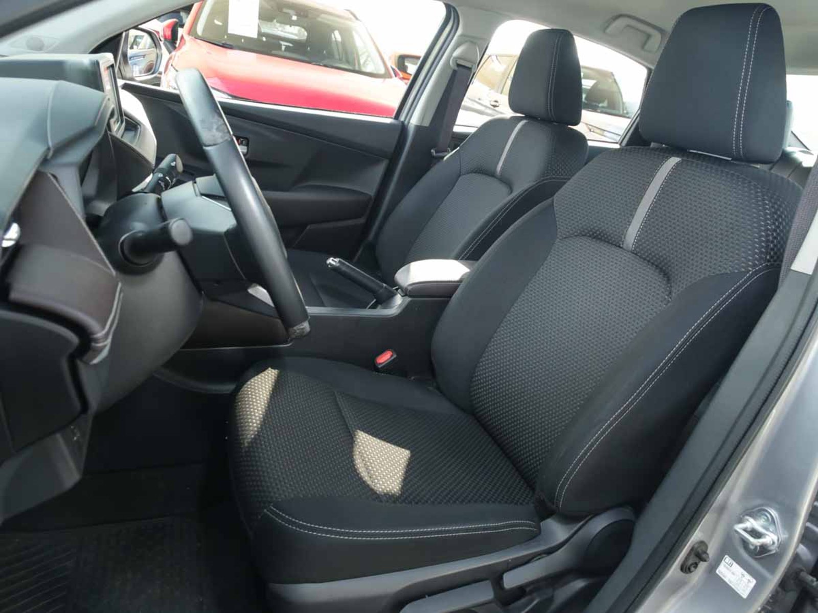 Toyota YARIS SEDAN GLI 1.5 2024 - Imagen 7 de 8