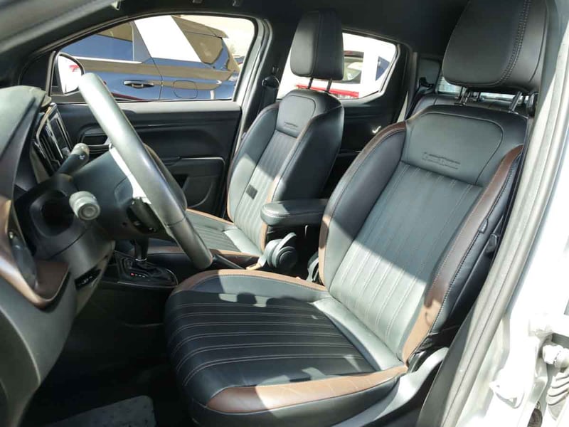 RAM 700 LONGHORN DC 1.3 CVT 2024 - Imagen 7 de 8