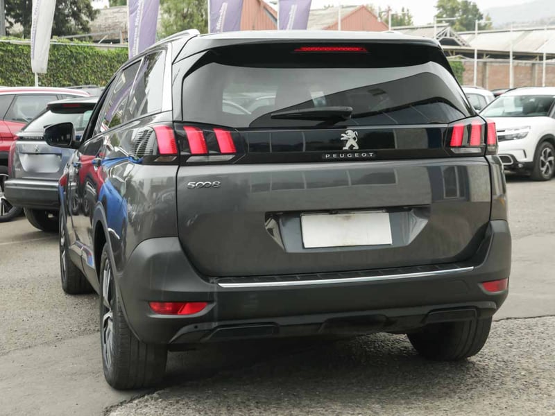 Peugeot 5008 ALLURE 1.6 AUT 2020 - Imagen 4 de 8