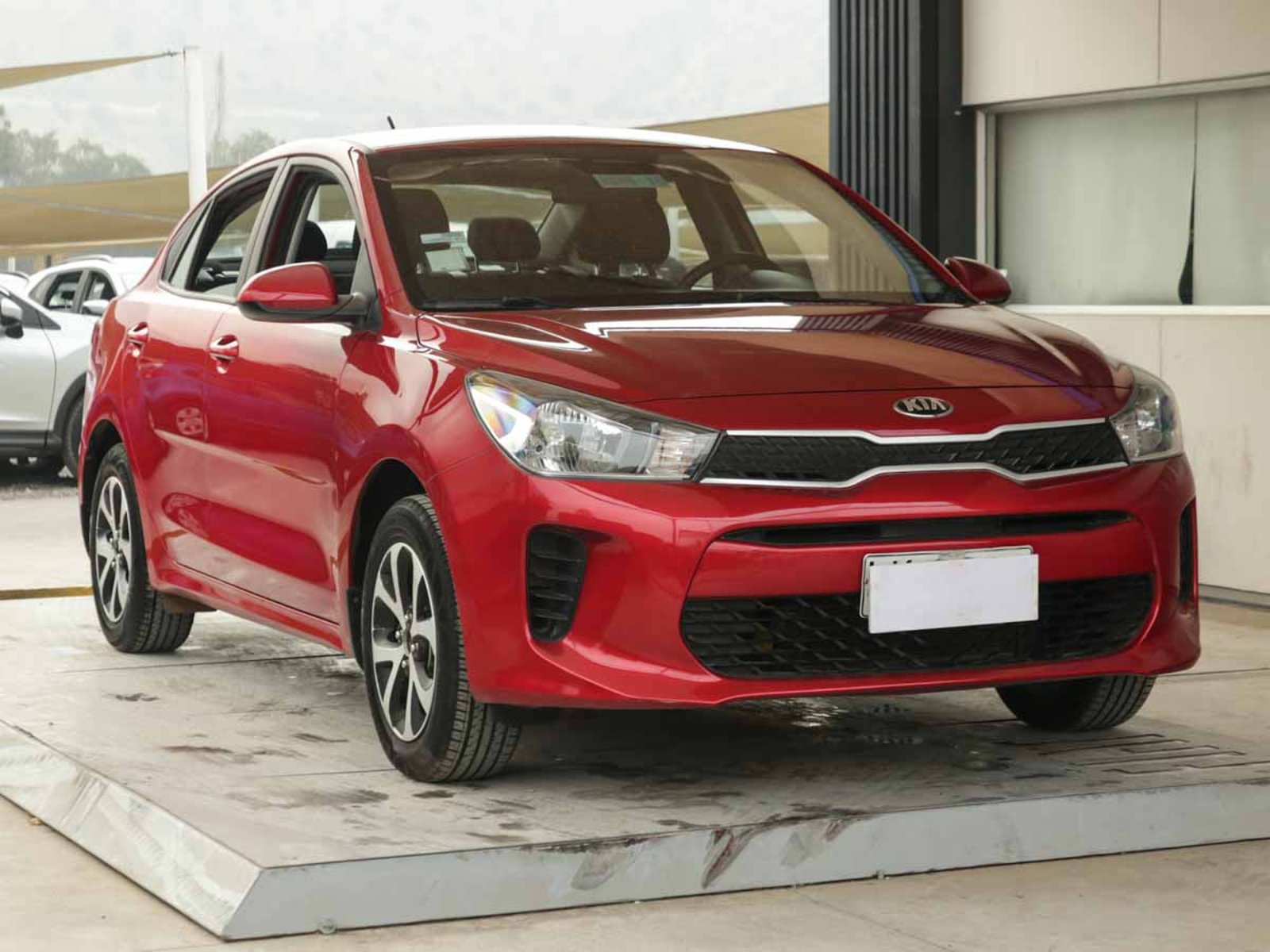 Kia RIO 4 EX 1.4 2019 - Foto 2 de 8