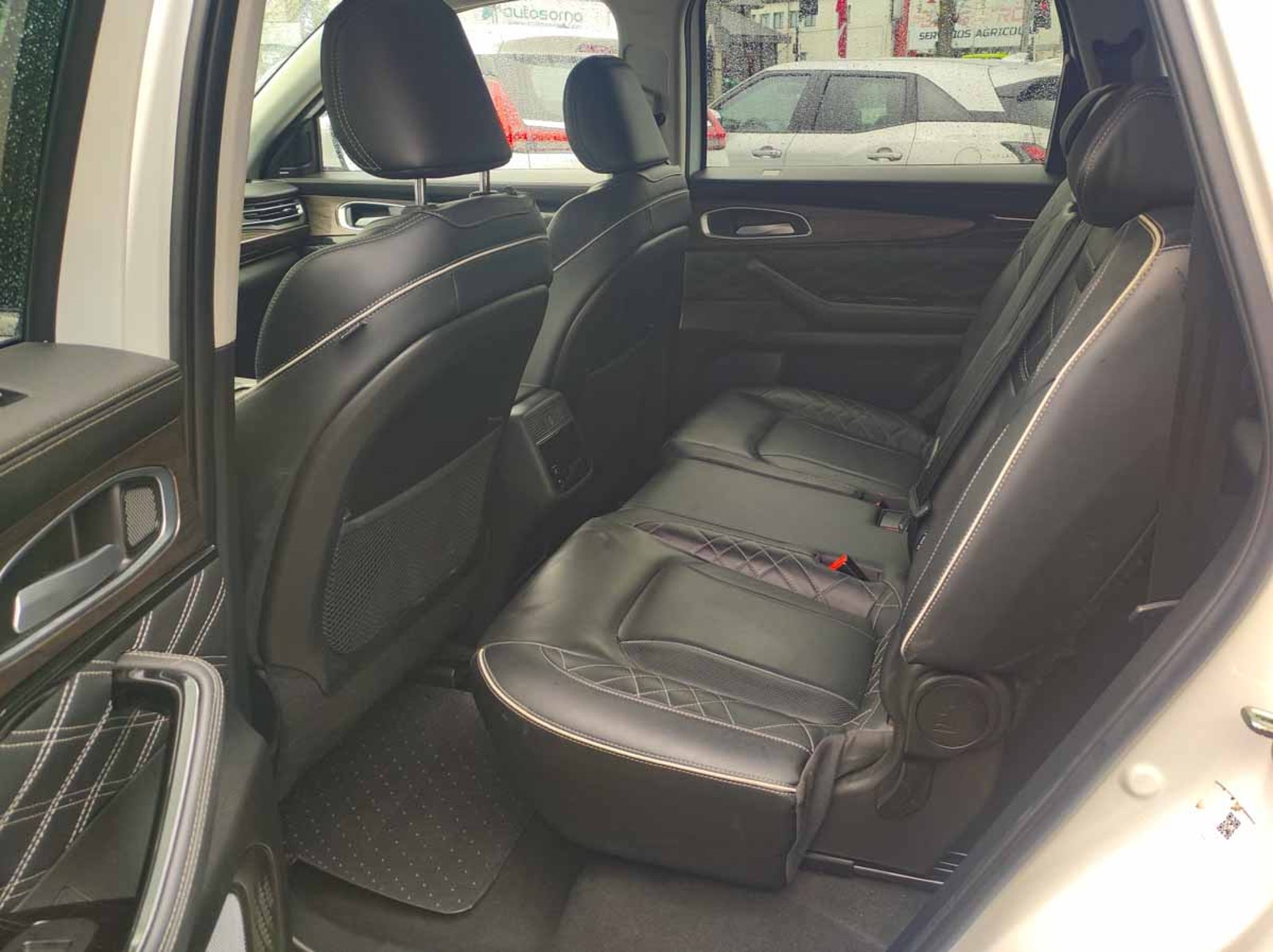 Exeed EXEED VX 2.0T DCT UNLIMITED AWD 2024 - Imagen 6 de 8