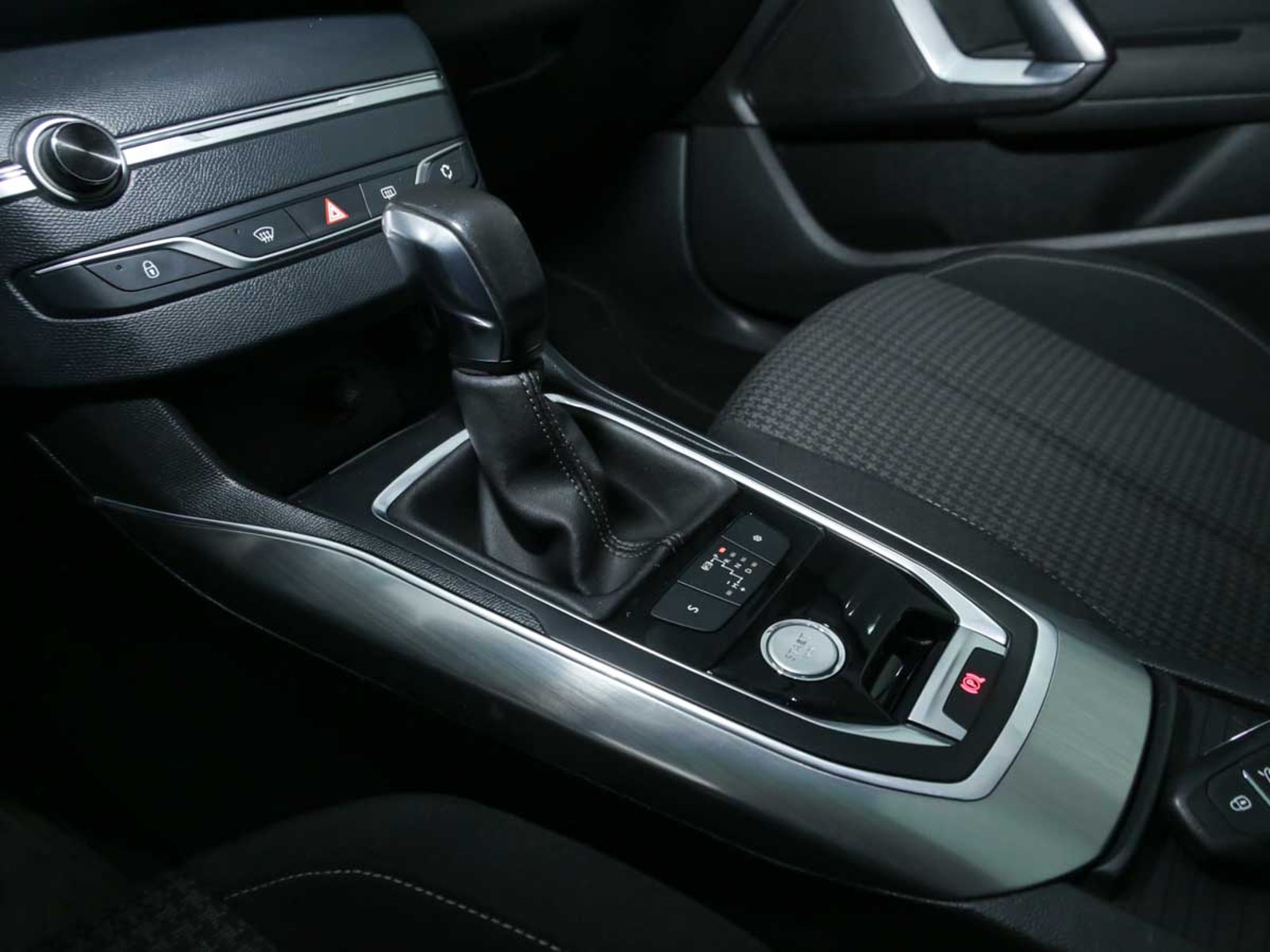 PEUGEOT 308 ALLURE PACK THP 165 EAT6 2019 - Imagen 9 de 14