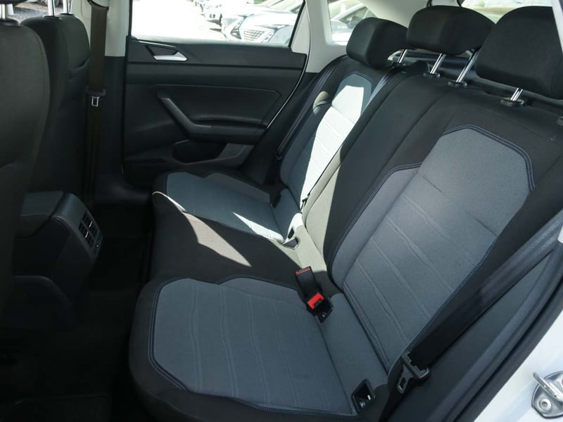 Volkswagen NIVUS TSI 1.0 AUT 2025 - Imagen 8 de 8