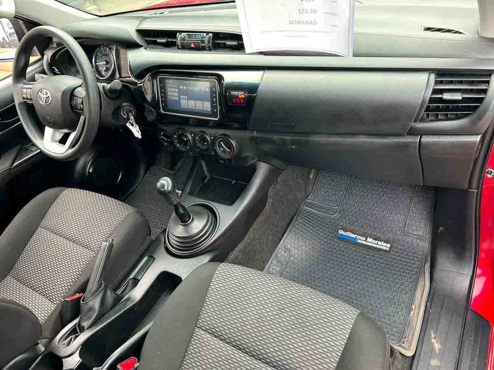 Toyota HILUX DCAB MT 4X4 2.4 2024 - Imagen 6 de 8
