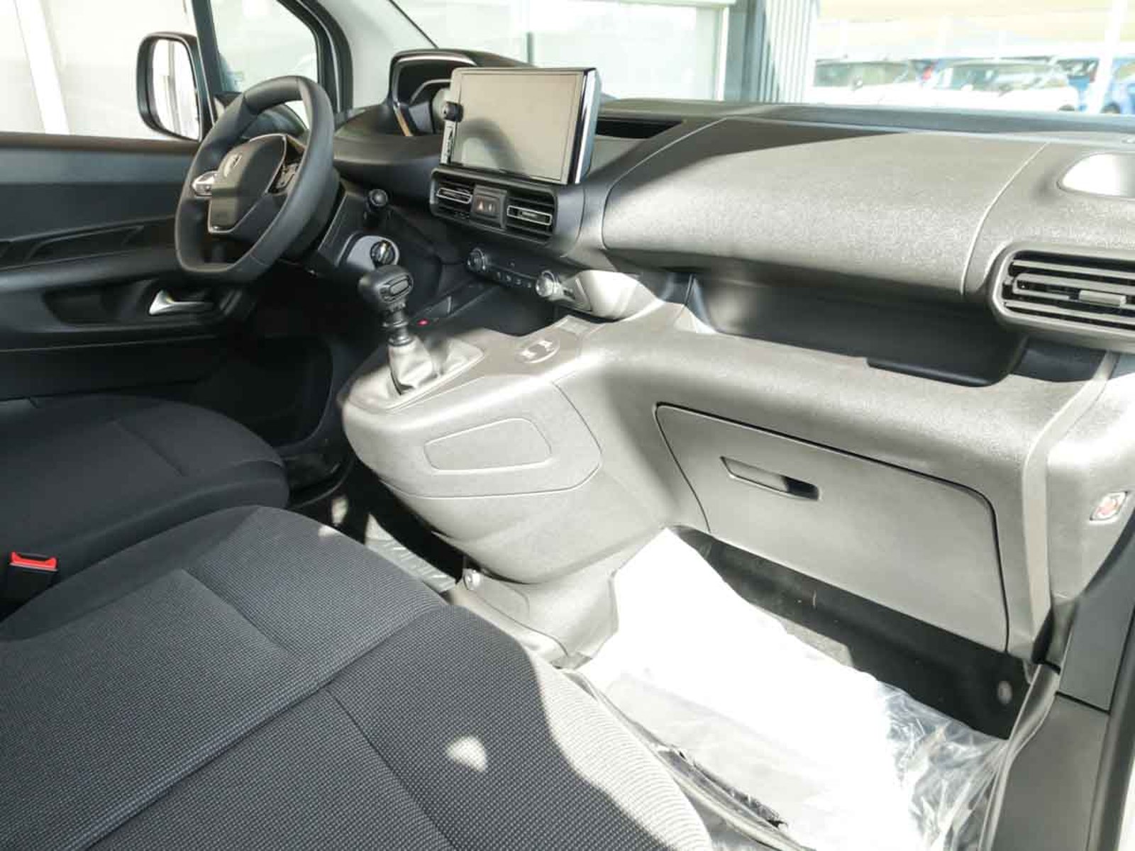 PEUGEOT PARTNER L1 1.5 2026 - Imagen 11 de 13