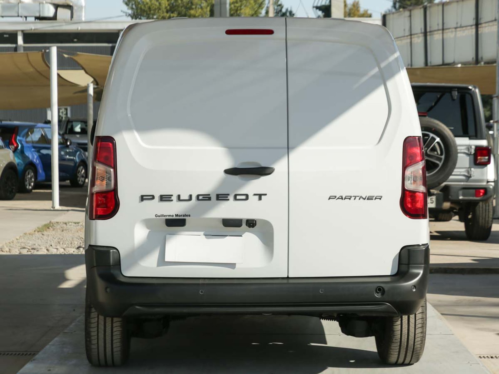 Peugeot PARTNER MCA L1 DIESEL 100HP MT 2026 - Foto 4 de 8