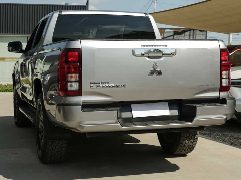 Mitsubishi L-200 DAKAR CRS AT 2.5 D/C 4X4 TD 2026 - Imagen 18 de 20
