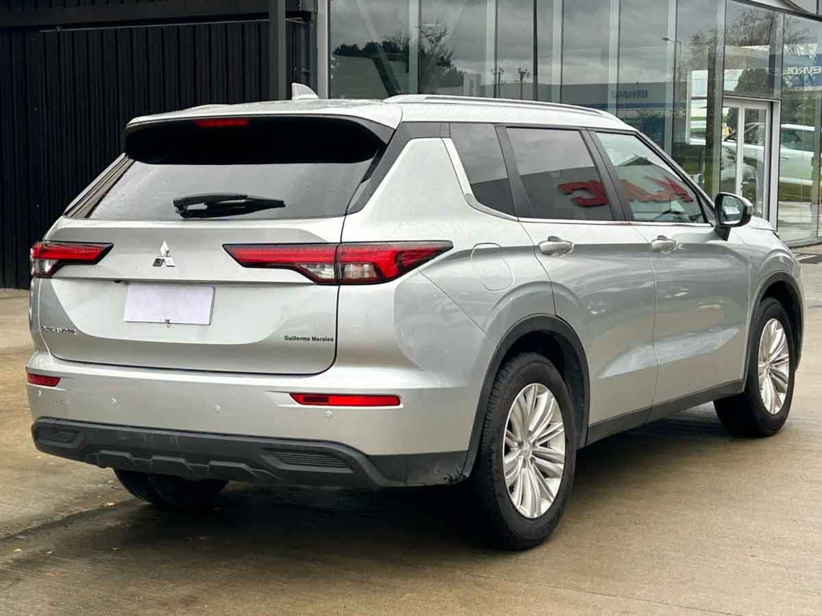 Mitsubishi NEW OUTLANDER 4X2 AT GL 2026 - Foto 4 de 8
