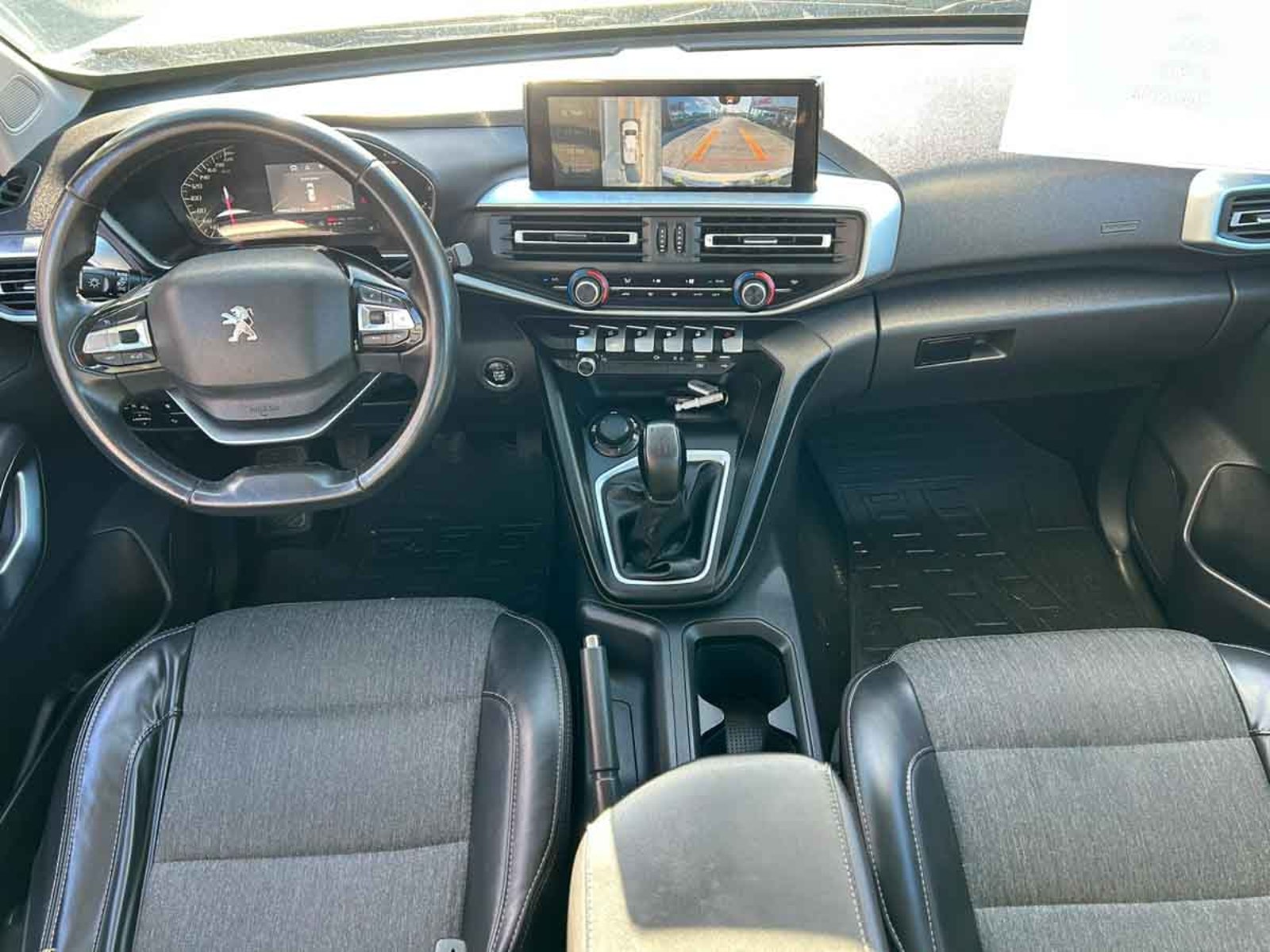 Peugeot LANDTREK 4X4 1.9 2023 - Imagen 12 de 16