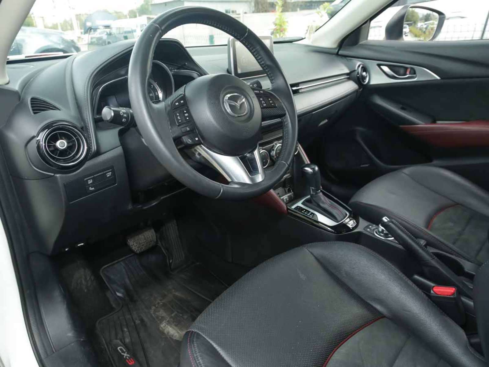 Mazda NEW CX 3 R 2.0 2017 - Imagen 6 de 9