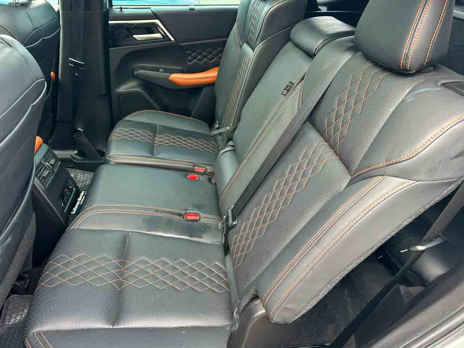 MITSUBISHI NEW OUTLANDER 4X4 AT GLS LIMITED 2024 - Imagen 8 de 8