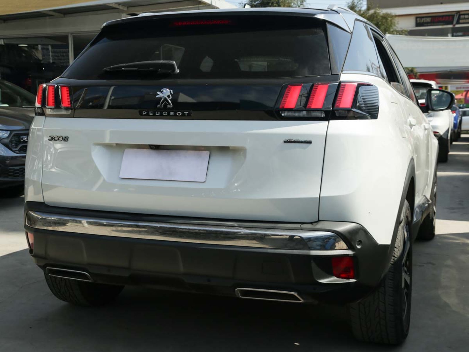 Peugeot 3008 GT-LINE THP 165 EAT6 2020 - Foto 4 de 8