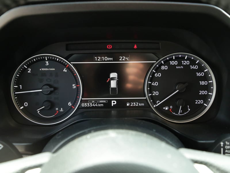 Mitsubishi L-200 NEW DAKAR CRS AUT HP FULL 4X4 TD D/C E5 2025 - Imagen 5 de 8