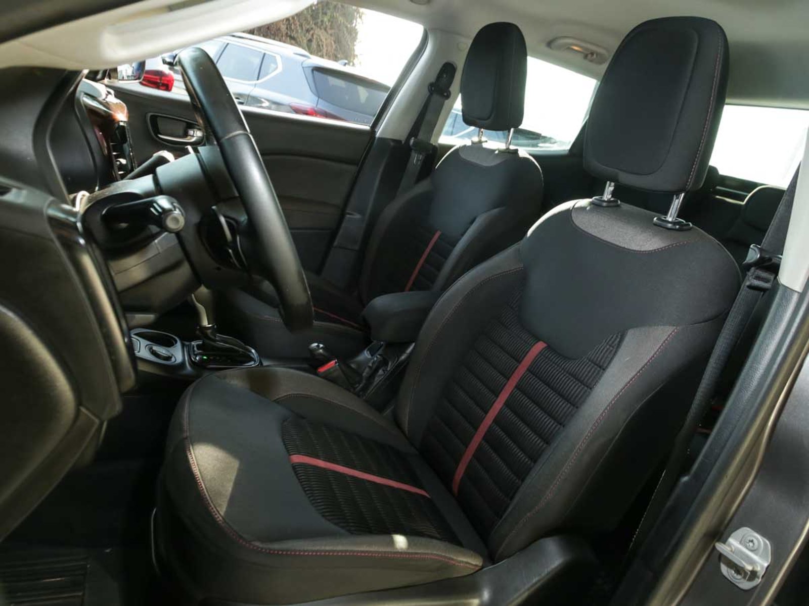 RAM 1000 BIG HORN 1.8 AUT 2021 - Imagen 7 de 8