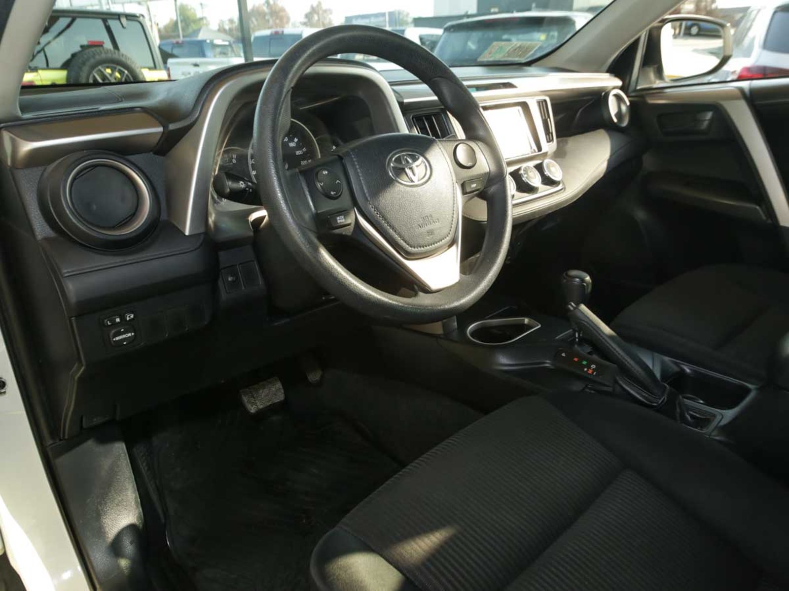 Toyota RAV 4 2.0 AUT 2016 - Imagen 6 de 8