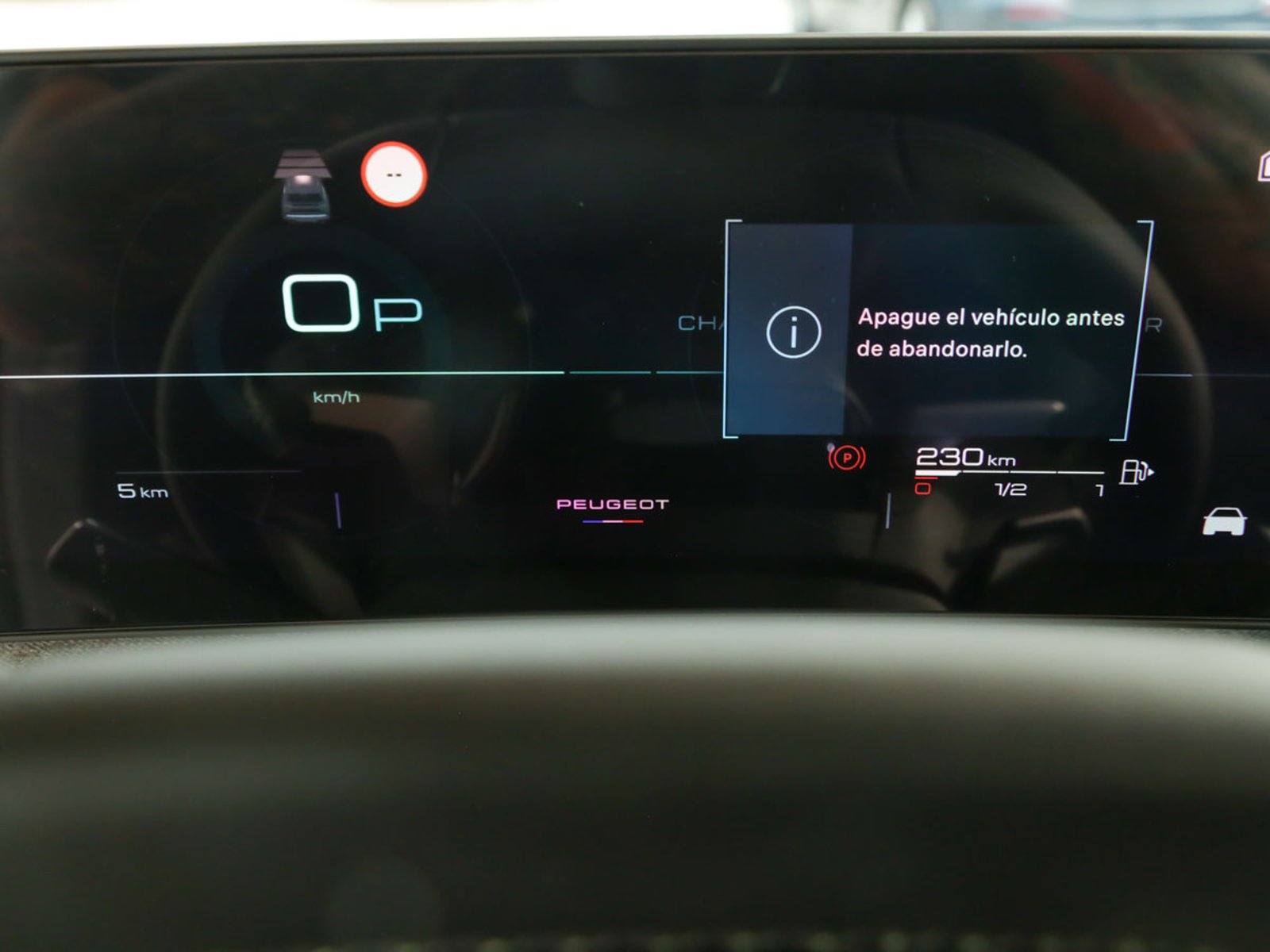 PEUGEOT NEW 5008 GT HYBRID 136HP AT 2026 - Imagen 7 de 15
