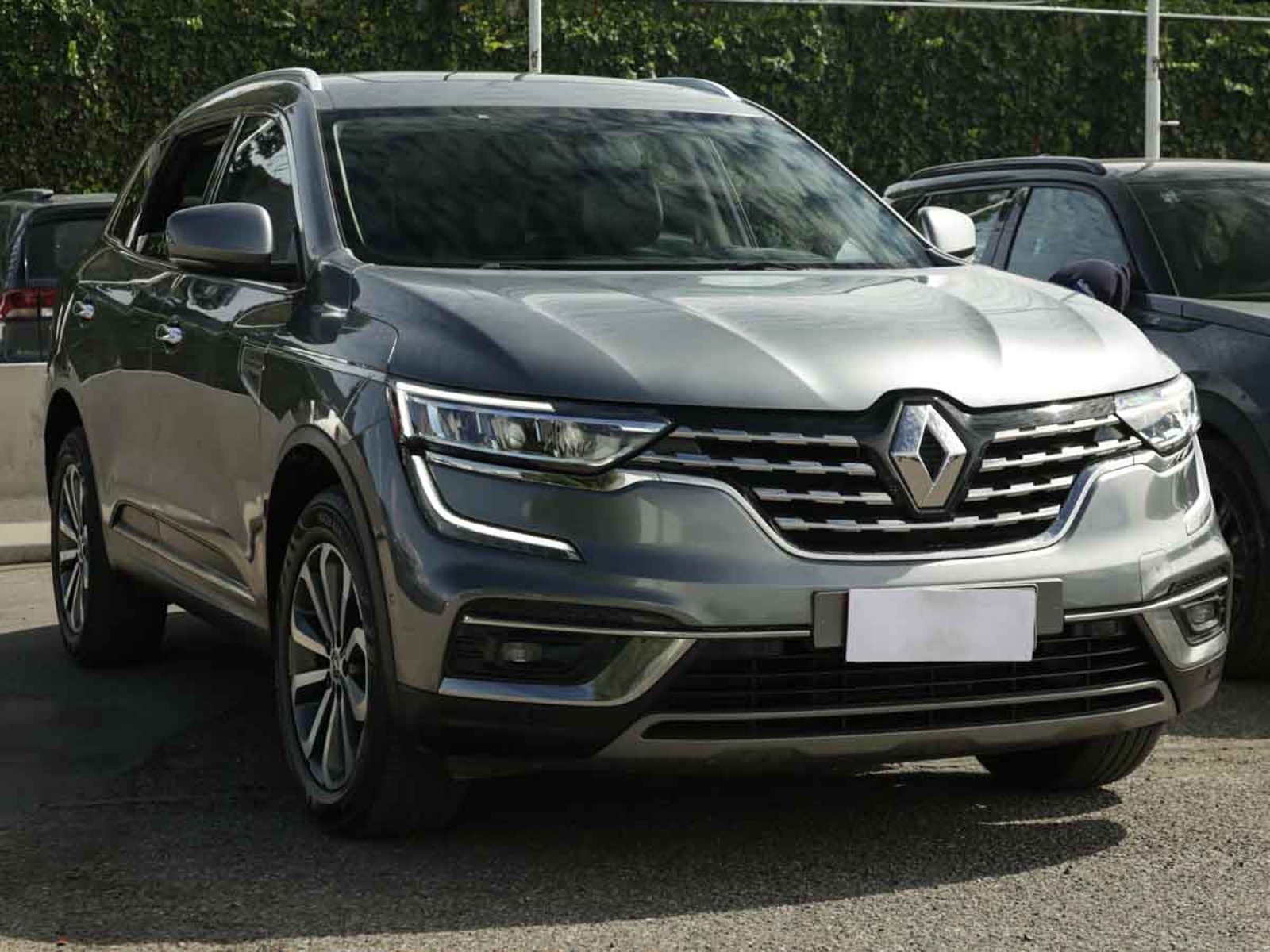 Renault KOLEOS 2.5 AUT 2022 - Foto 2 de 8