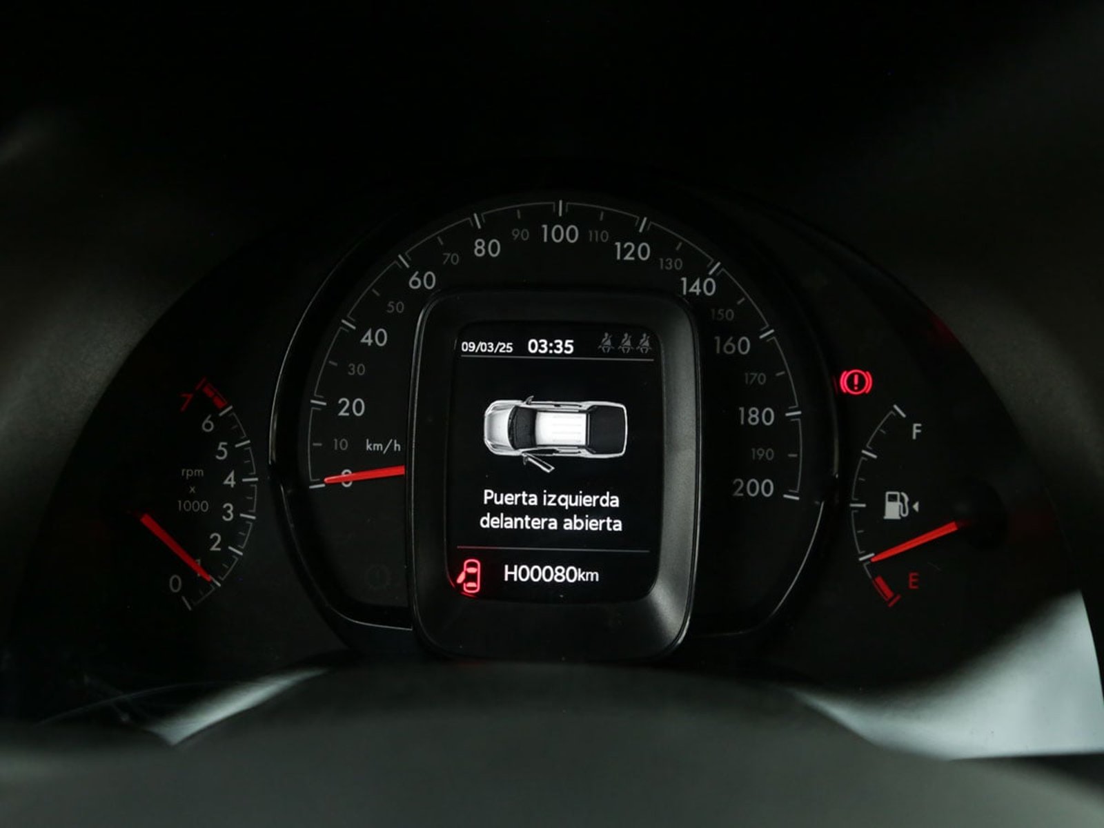 RAM 700 SLT CREW CAB 1.3 MT 2026 - Foto 5 de 8