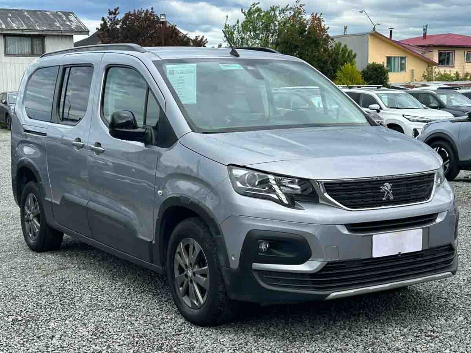 Peugeot RIFTER ALLURE BLUEHDI 1.5 2023 - Foto 2 de 8