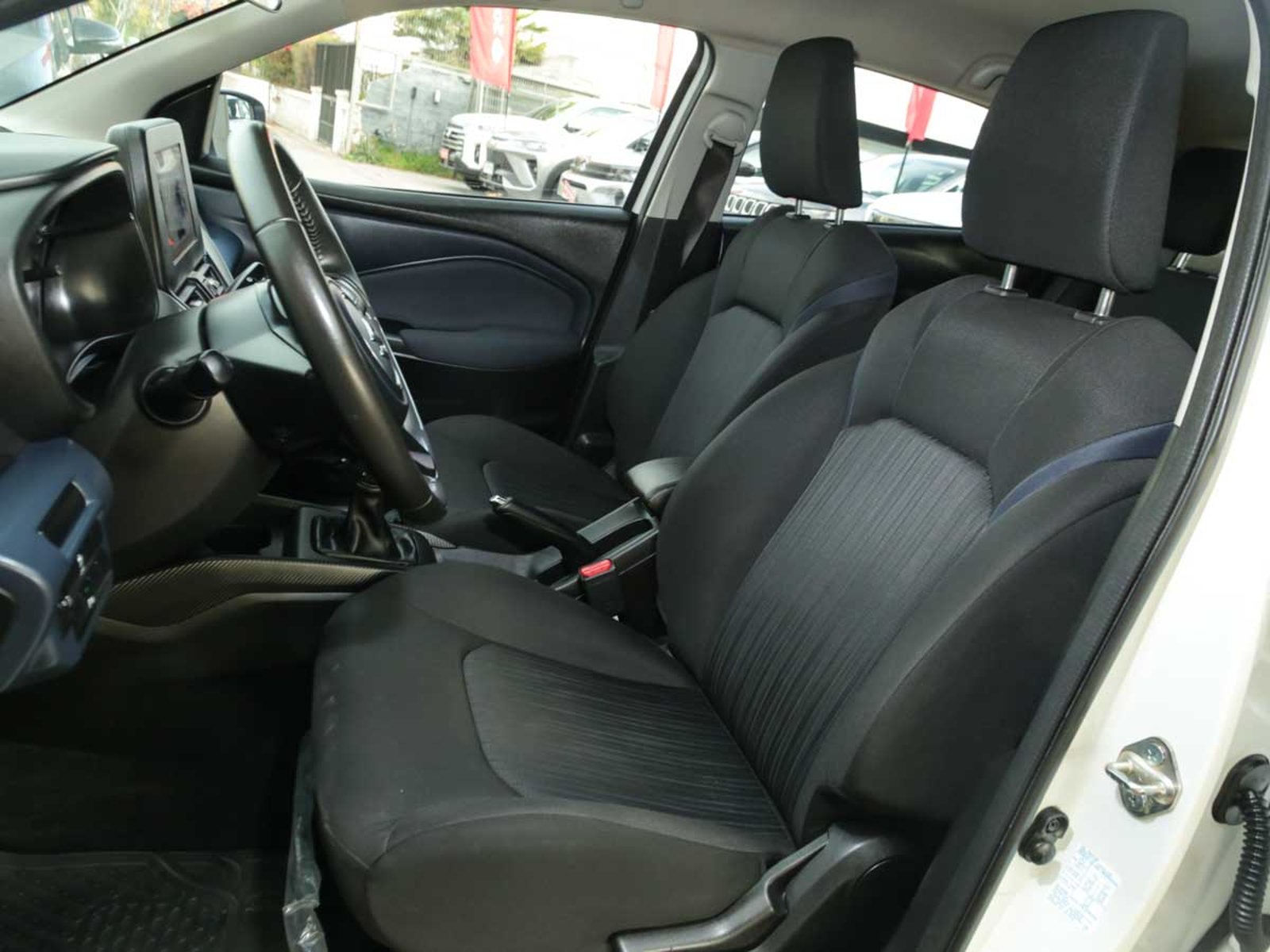 Suzuki BALENO 4X2 1.5 2025 - Imagen 7 de 8