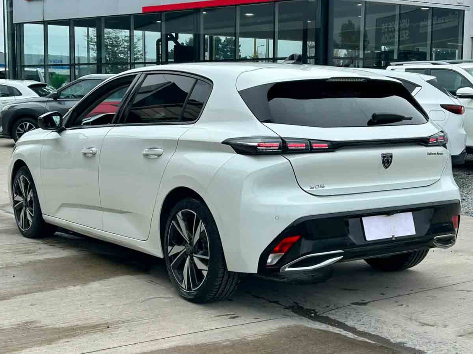 Peugeot 308 ACTIVE PACK 1.2 PURETECH 110HP 2024 - Imagen 19 de 20