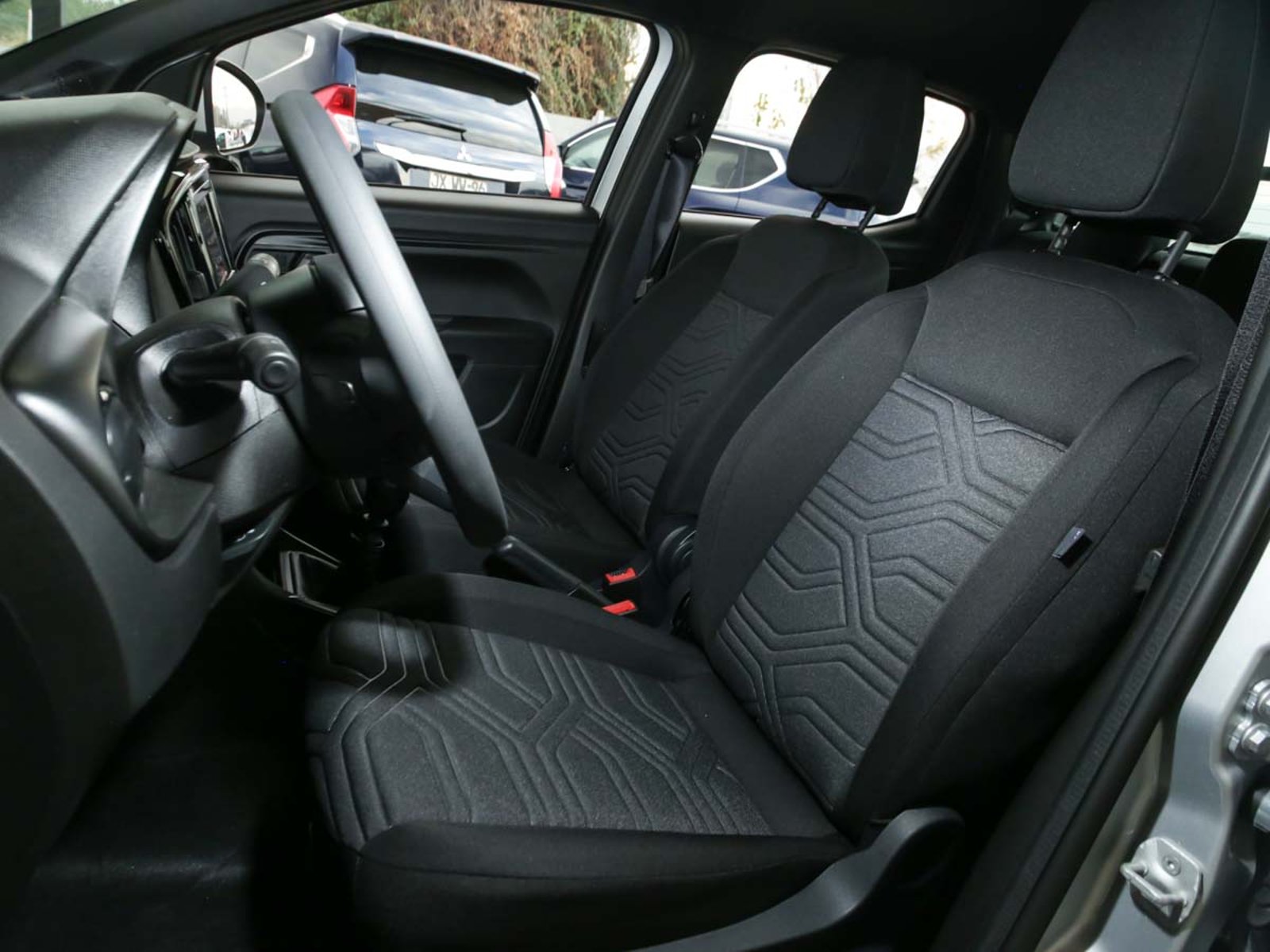 RAM 700 BIGHORN CREW CAB 1.3 MT 2026 - Imagen 11 de 14