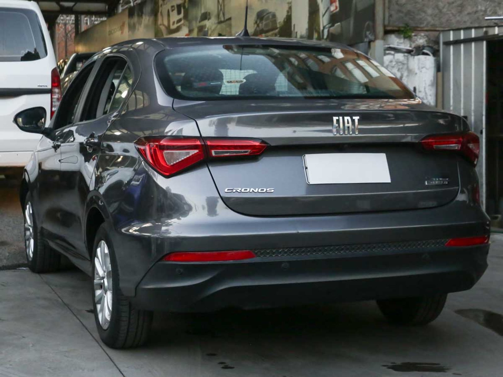 FIAT CRONOS DRIVE 1.8 AT 2022 - Foto 3 de 8