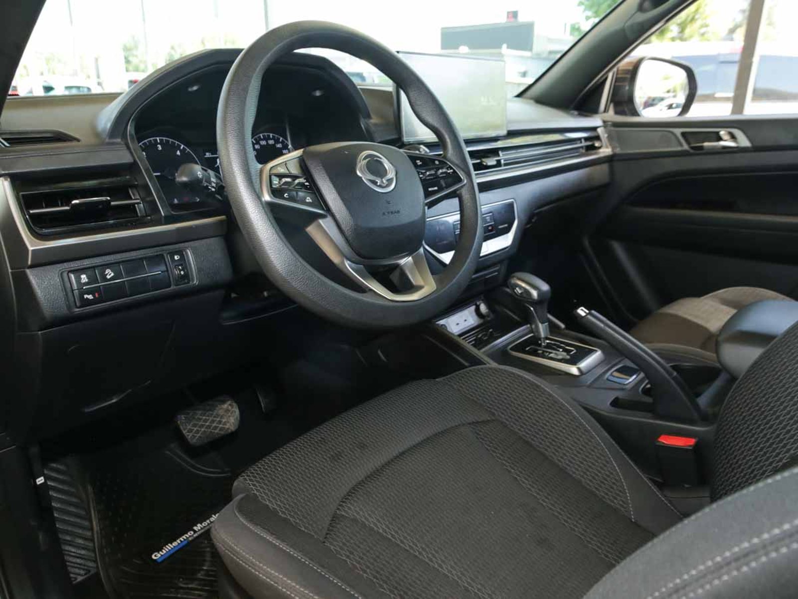 SSANGYONG GRAND MUSSO GLX 2.2TD 6AT 2WD. 2025 - Imagen 9 de 14