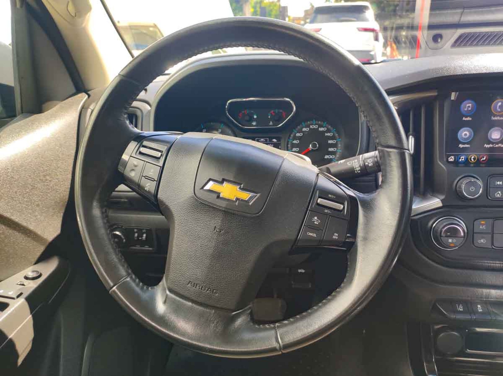 CHEVROLET COLORADO High Country 4x4 2.8 AT 2023 - Imagen 12 de 14