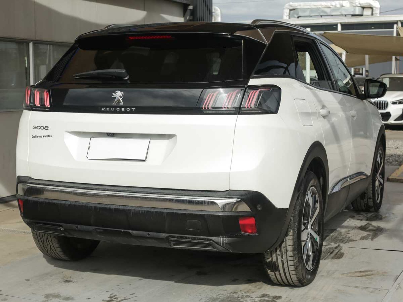 Peugeot 3008 ALLURE PACK BLUEHDI 130 EAT8 2024 - Imagen 4 de 8