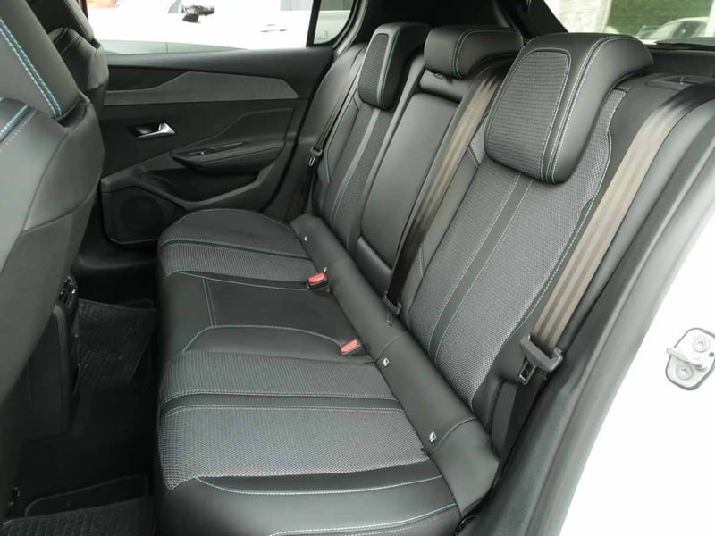 Peugeot 308 Allure Puretech 130 EAT8 2026 - Imagen 8 de 8