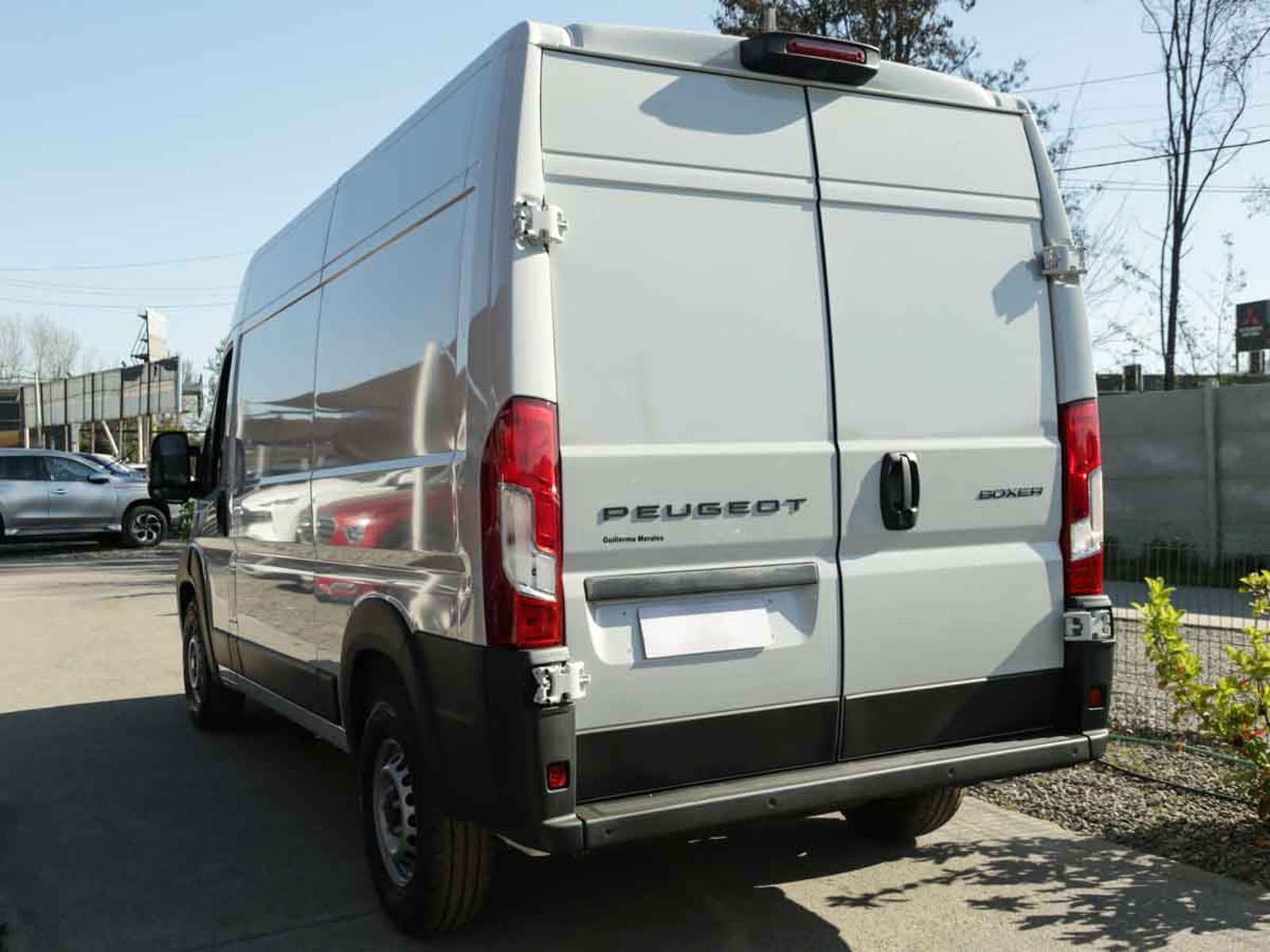 Peugeot BOXER MCA FURGÓN  L2H2 DIESEL 140HP MT 2026 - Foto 3 de 8