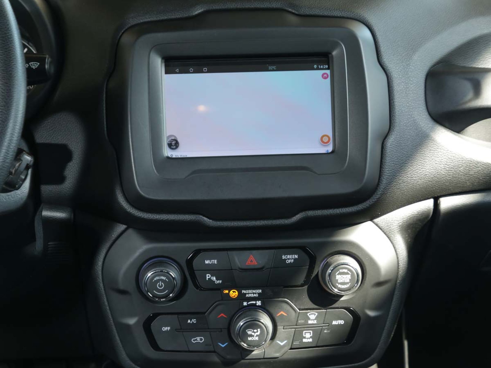 JEEP RENEGADE SPORT 4X2 LX  MT 2020 - Imagen 13 de 13